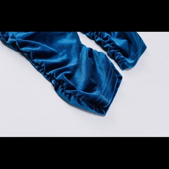 STACKED VELOUR SET - Picture 4 of 10